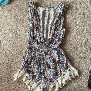 Billabong red white and blue floral romper